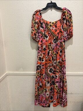 Vince Camuto Coral and Pink Floral Puff-Sleeve Midi Dress